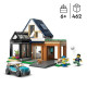LEGO City 60398 La Maison Familiale et la Voiture Électrique, Jouet de Maison de Poupée