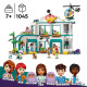 LEGO 42621 Friends L'Hôpital de Heartlake City, Jouet avec Hélicoptere et Figurines incluant Autumn et un Chien